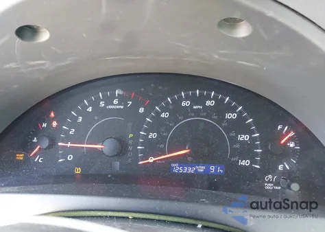 2011 Toyota Camry Le z USA, uszkodzony, nr VIN 4T4BF3EK6BR152655